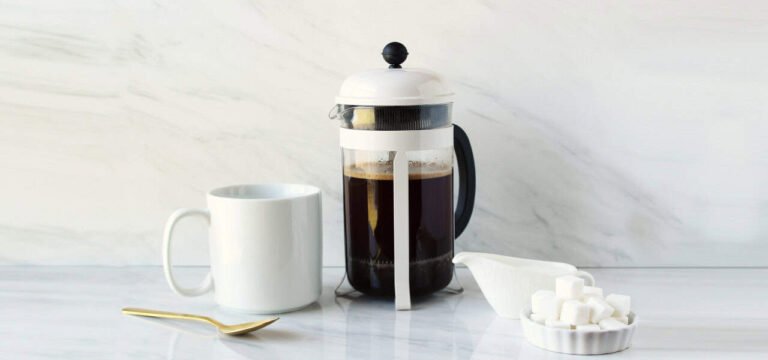 Preparar café con una French Press